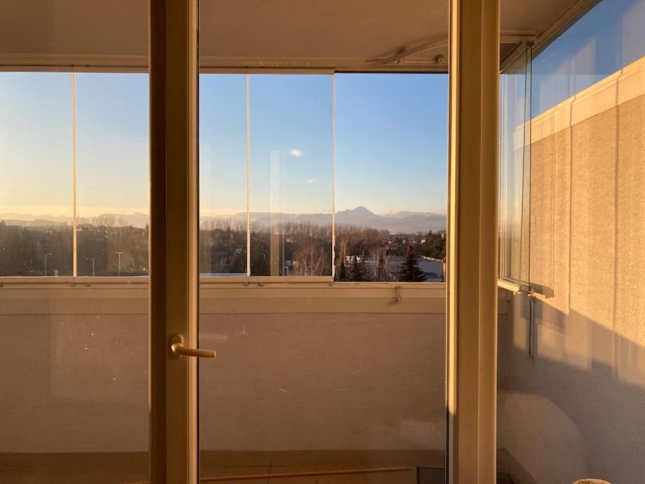 Jasmine Apartment - Free Parking - City Center - Skibus - Tatralandia 5Km Liptovský Mikuláš Buitenkant foto