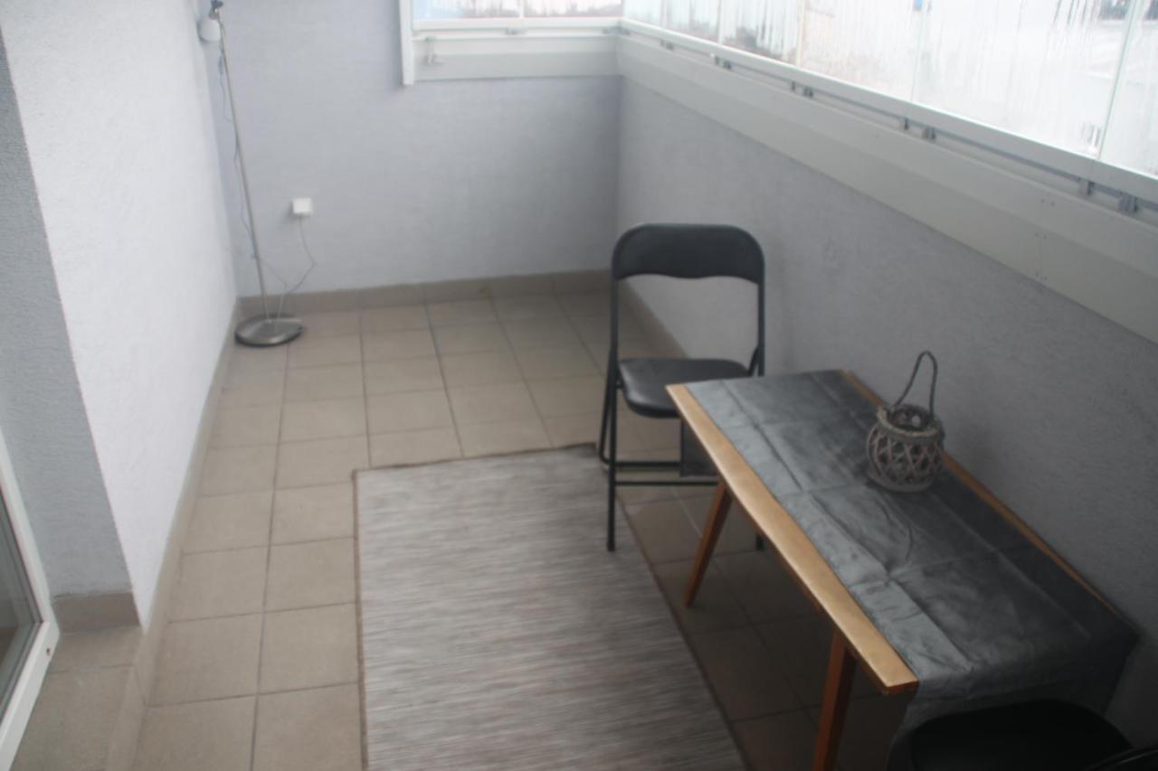 Jasmine Apartment - Free Parking - City Center - Skibus - Tatralandia 5Km Liptovský Mikuláš Buitenkant foto